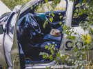 В Киеве автомобиль Renault Logan службы такси Uklon врезался в столб. Погибла женщина-пассажир