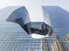 Автором проекта является британская компания Zaha Hadid Architects, которую основала "королева кривой" и первая женщина-лауреат Притцкеровской премии Заха Хадид.