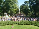 Несколько тысяч человек собрались в столичном парке Шевченко на Марш защитников