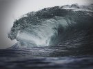 Крис Диксон делает невероятные фото волн морей и океанов