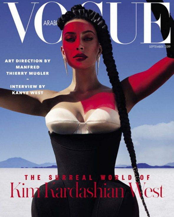 Светская львица Ким Кардашьян снялась для обложки и дала интервью журналу Vogue Arabia