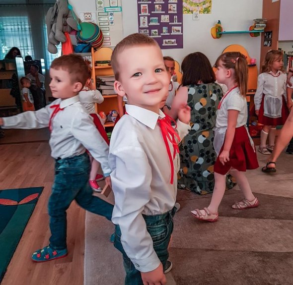 Ольга Кучерюк із сім’єю переїхали до Польщі і розповіли як влаштувала дітей в дитсадок та школу