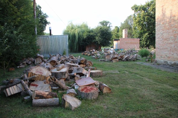 Для опалення Сергіївської школи на сезон потрібно 500 кубометрів дров