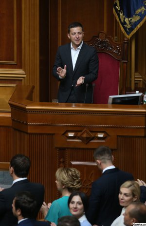 У Зеленского почти тотальный контроль над парламентом, говорит Олег Саакян.