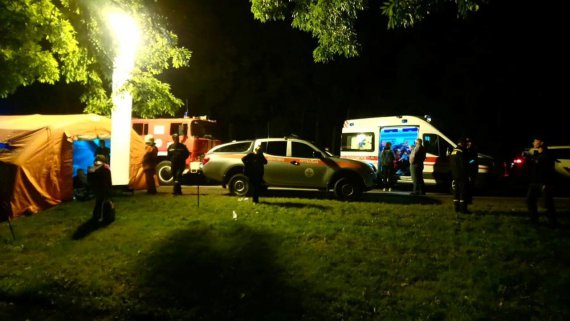 На трассе Киев-Чоп столкнулись автомобили Mercedes Vito, Volkswagen Jetta и автобус Neoplan. Погиб 31-летний гражданин Германии. Травмировались 11 детей и 2 взрослых