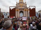 На Майдане Независимости протестуют из-за увольнения боевика ДНР Владимира Цемаха. Фото: София Староконь