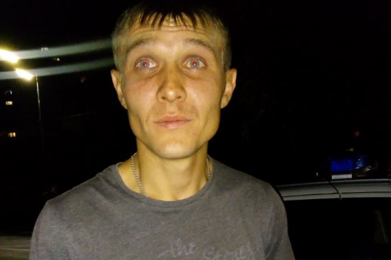 В парке Андрея Малышко в Киеве мужчина напал на 38-летнюю женщину. Угрожая ножом, изнасиловал ее