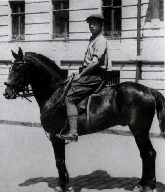 Александр Довженко, 1920-е