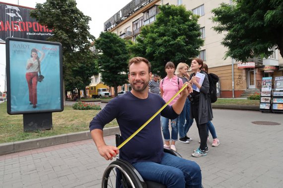 Проект Доступно.UA перевірив найбільше місто Київської області на пристосованість для комфортного пересування людей з інвалідністю