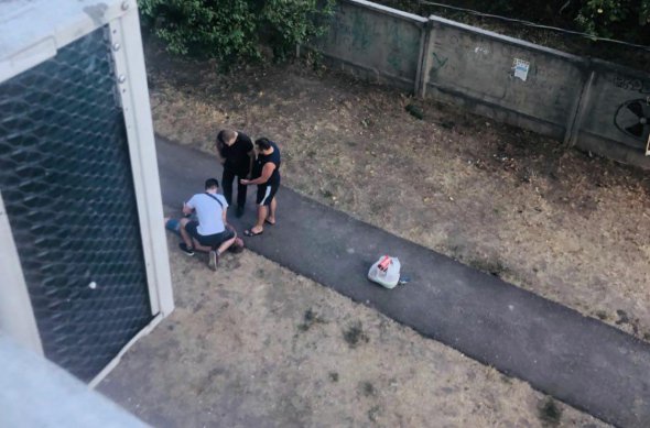 Поліцейським повідомили про підозру у перевищенні влади або службових повноважень.  Їх можуть ув'язнити на 8 років