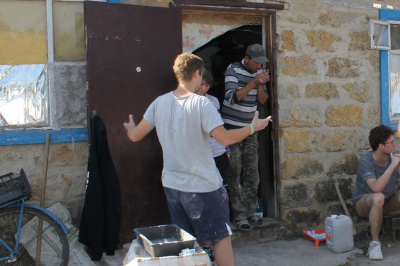 У Новосанжарському районі безкоштовно ремонтують хати селянам