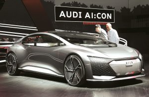 Компанія ”Ауді” показала на Франк­фуртському автосалоні в Німеччині свій електромобіль АI: СON. Такі випускатимуть у найближчі кілька років