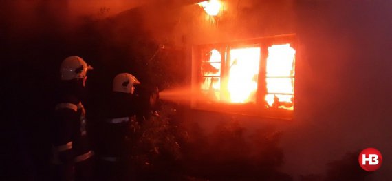 В Гореничах Киевской области сгорел особняк экс-руководительницы НБУ Валерии Гонтаревой. В полиции не исключают поджог
