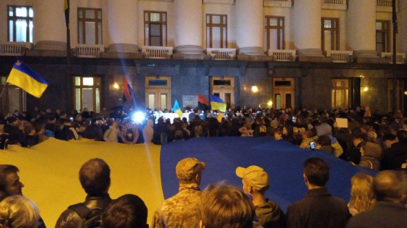 В Киеве активисты протестуют против "нормандских переговоров" и "формулы Штайнмайера". Фото: София Староконь