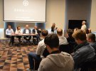 Книжка «Візія України 2030» розповідає про те, яким буде світ у 2030-му році