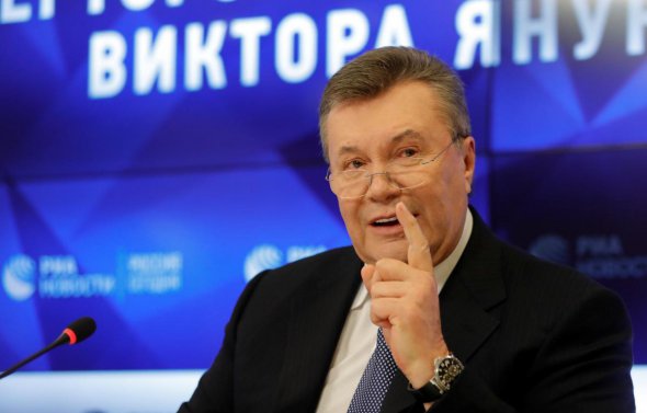 Виктор Янукович сбежал из Украины после победы Революции достоинства в 2014 году. С тех пор живет в России