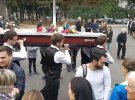 В Одесі попрощалися з 17-річним Марком Редькиним. Він був пасажиром маршрутки, яку  протаранила вантажівка