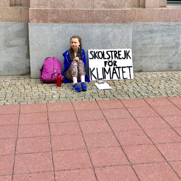 Грета Тунберг начала протестовать в августе 2018 года. 