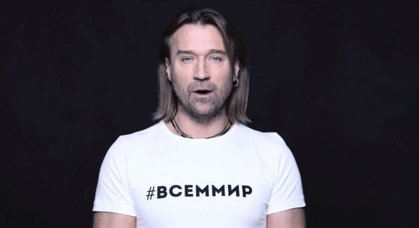 На Винника натянули футболку "всеммир".