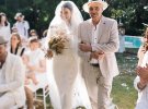 Регина Тодоренко показала ранее невиданные свадебные снимки