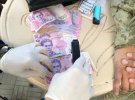 На Одещині затримали   керівника одного з районних відділень обласної поліції    та прикордонників, які вимагали гроші з підлеглих