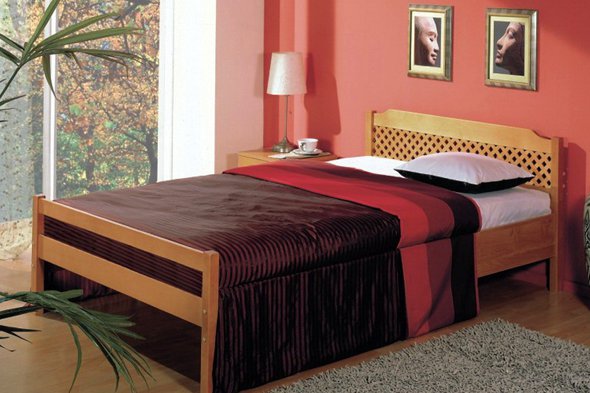 Чтобы сделать спальню комфортной, практичной и привлекательной нужно детально продумать целесообразность мебели, ее расстановку и сочетание