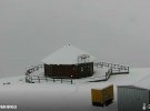 В горах Карпат осенью выпал снег 