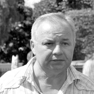 Василь Простопчук із 1979 року очолював волинський тижневик ”Віче-інформ”. Написав 30 поетичних, сатиричних і дитячих книжок