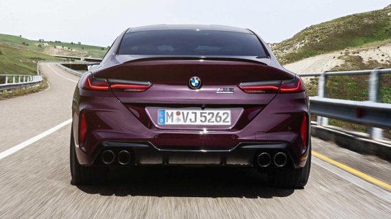 Новый седан BMW 8 Gran Coupe
