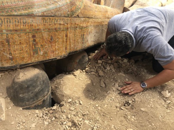 В Египте обнаружили 20 неповрежденных саркофагов