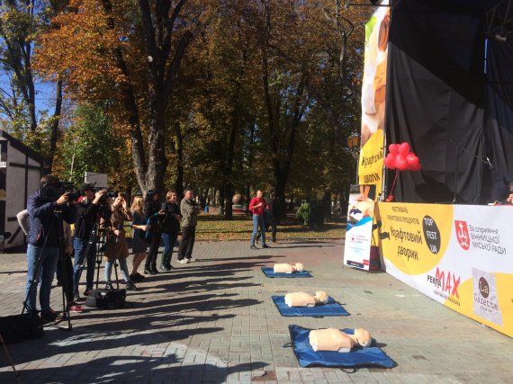 Как правильно оказывать помощь при остановке сердца