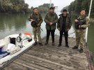 Иностранцы заехали в украинскую часть реки