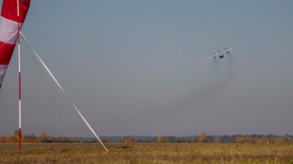 Резкий маневр с набором высоты Ан-26 "Везунчик"