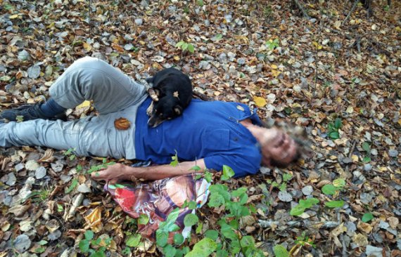 Собака спасла жизнь хозяину, который потерял сознание