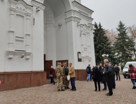 У Свято-Успенському соборі попрощалися з померлим бійцем батальйону "Донбас" Дмитром Фесенком