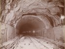 Перші підземні лінії метро у Нью-Йорку будували  у 1901-1904 роках