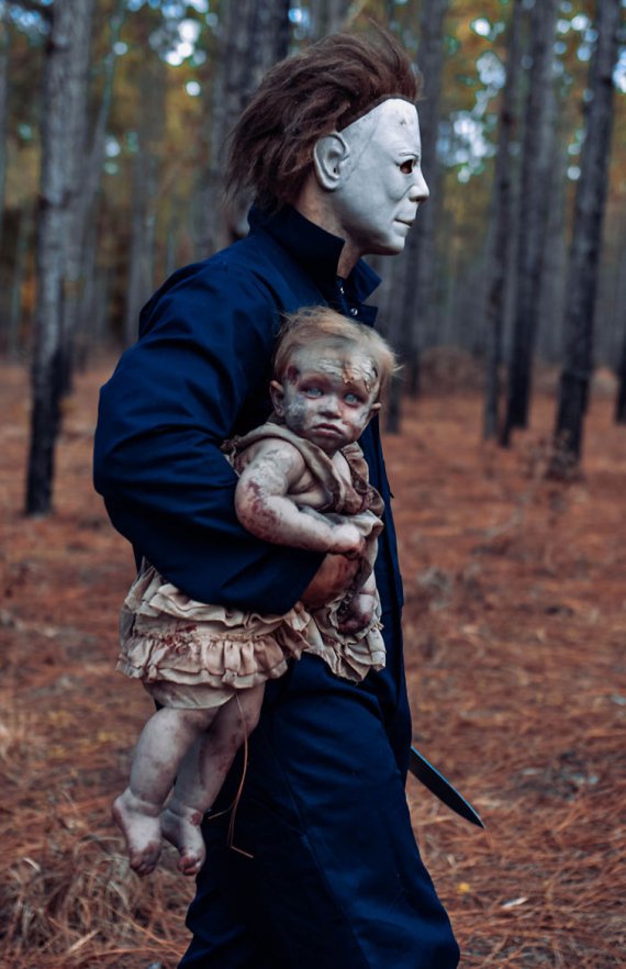 Американская семья сделала фотосессию с папой и дочкой-зомби. Фото: Tiffany Renfroe
