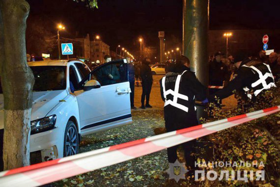 В Мариуполе убили бизнесмена 38-летнего Александра Кузнецова. Подозреваемого задержали. Им оказался пешеход, которому бизнесмен сделал замечание