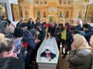 5 листопада  у Прилуках на Чернігівщині  прощаються з 14-річним Денисом Чаленком, якого знайшли мертвим на коліях