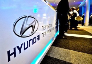 В Hyundai работают с 8:00 до 17:00. Но в Корее все задерживаются до 19