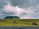 У Ісландії приблизно 350 тисяч населення. 