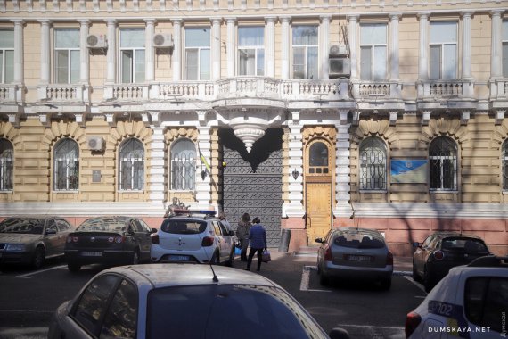 У будівлі одеської поліції обвалилася стеля, є постраждалі