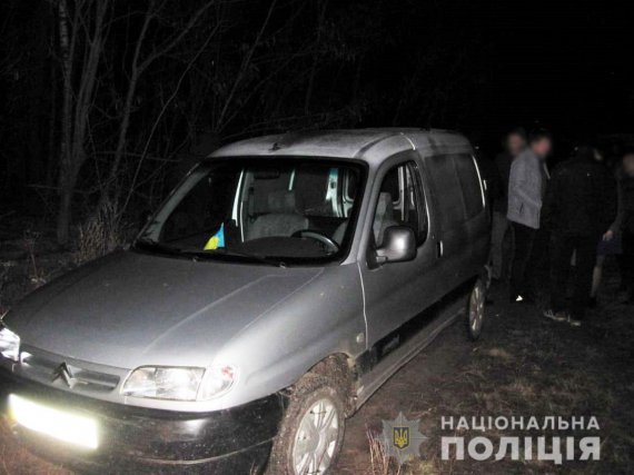 На Черниговщине полицейские спасли женщину от насильника