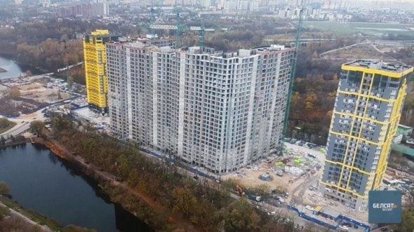 По одній з прогрпм, переселенець повинен відразу внести 6% від вартості квартири, а решту виплачувати під 3% річних