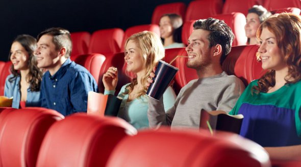 Сходите с одногруппниками в кино