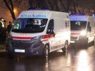 У Києві в лоб зіткнулися Mercedes Sprinter і Toyota RAV4. Загинули двоє чоловіків, ще 8 людей постраждали