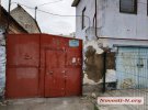 В Николаеве женщина стреляла по сотрудникам банка, которые пришли смотреть залоговую квартиру