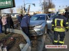 На выезде из Киева столкнулись легковой автомобиль Toyota Camry и микроавтобус Volkswagen. Пострадали 3 взрослых и ребенок