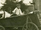 Фото дітей, які зробили на Волині, Львівщині та Івано-Франківщині у 1930-х роках