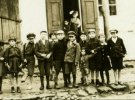 Фото детей, которые сделали на Волыни, Львовщине и Ивано-Франковщине в 1930-х годах